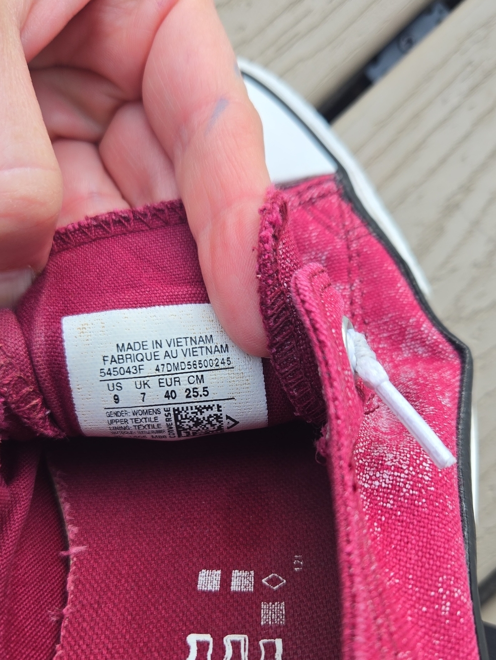 Maroon Shoreline Converse - Picture 6 of 11